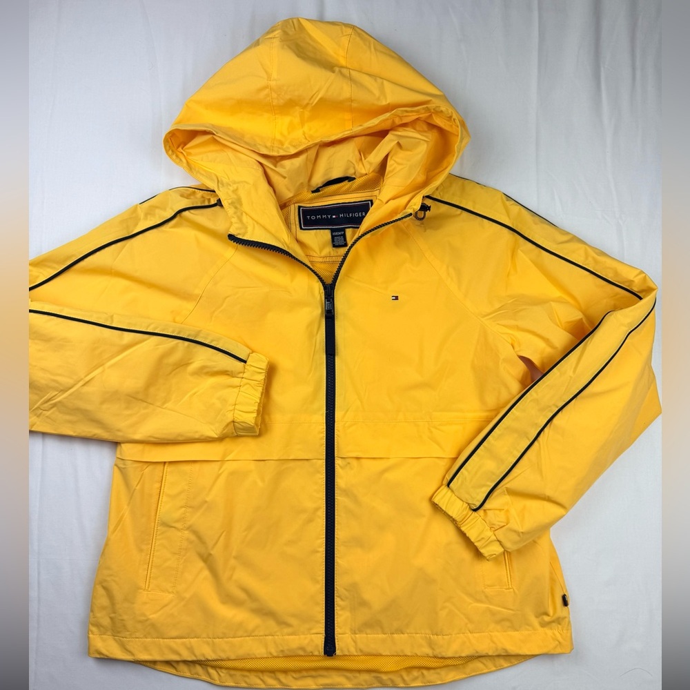 Tommy Hilfiger Women’s Bright Yellow windbreaker hooded jacket